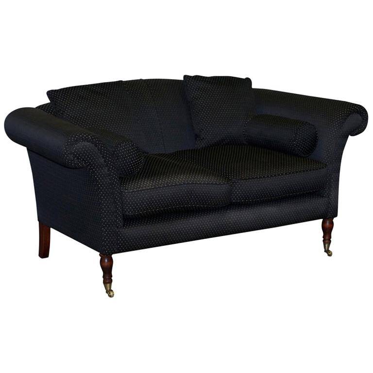 Upholstered canapé with a light hardwood frame, Art Deco style.