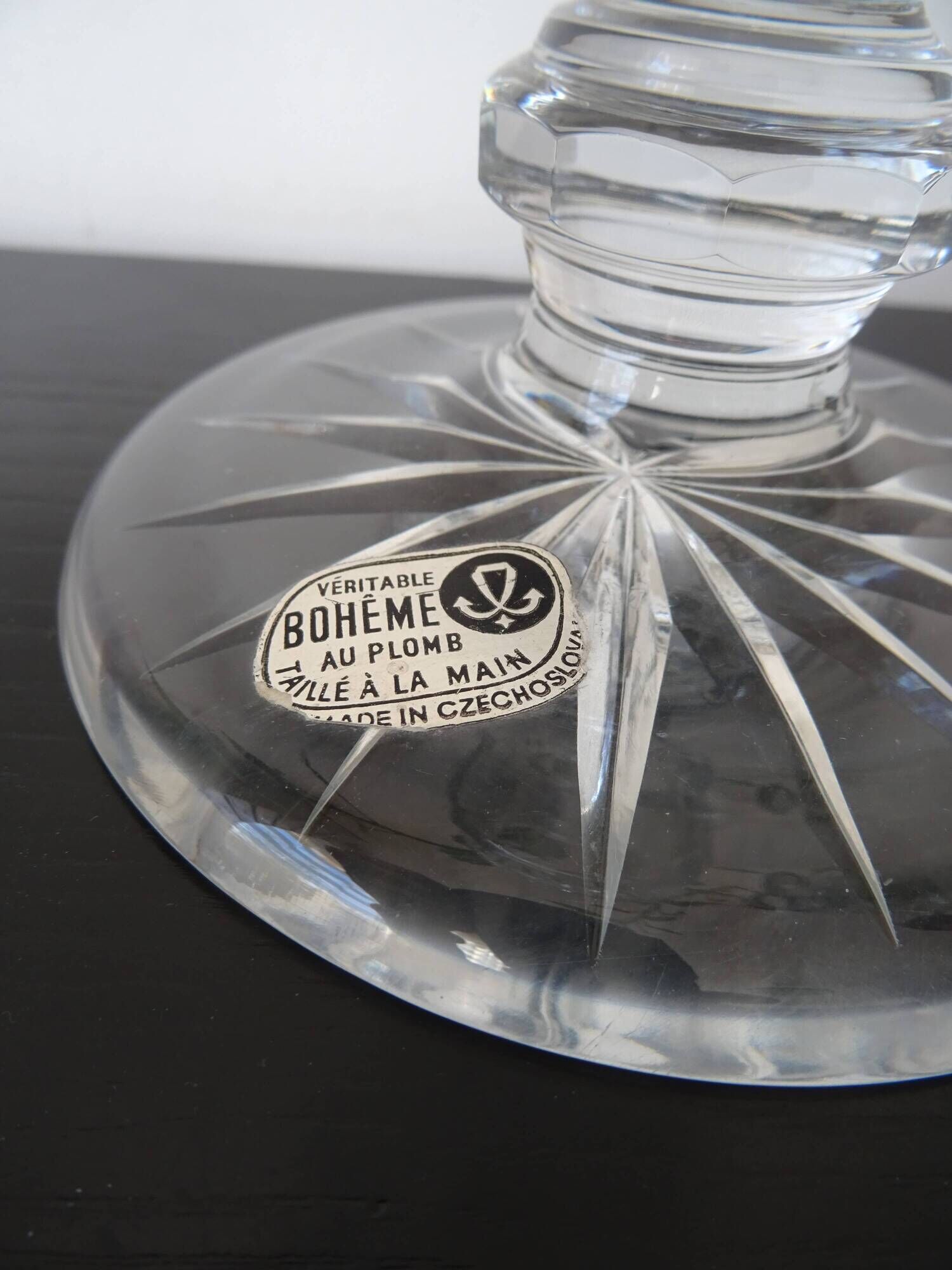 Ancien vase sur pied cristal taillé Bohème 32 cm