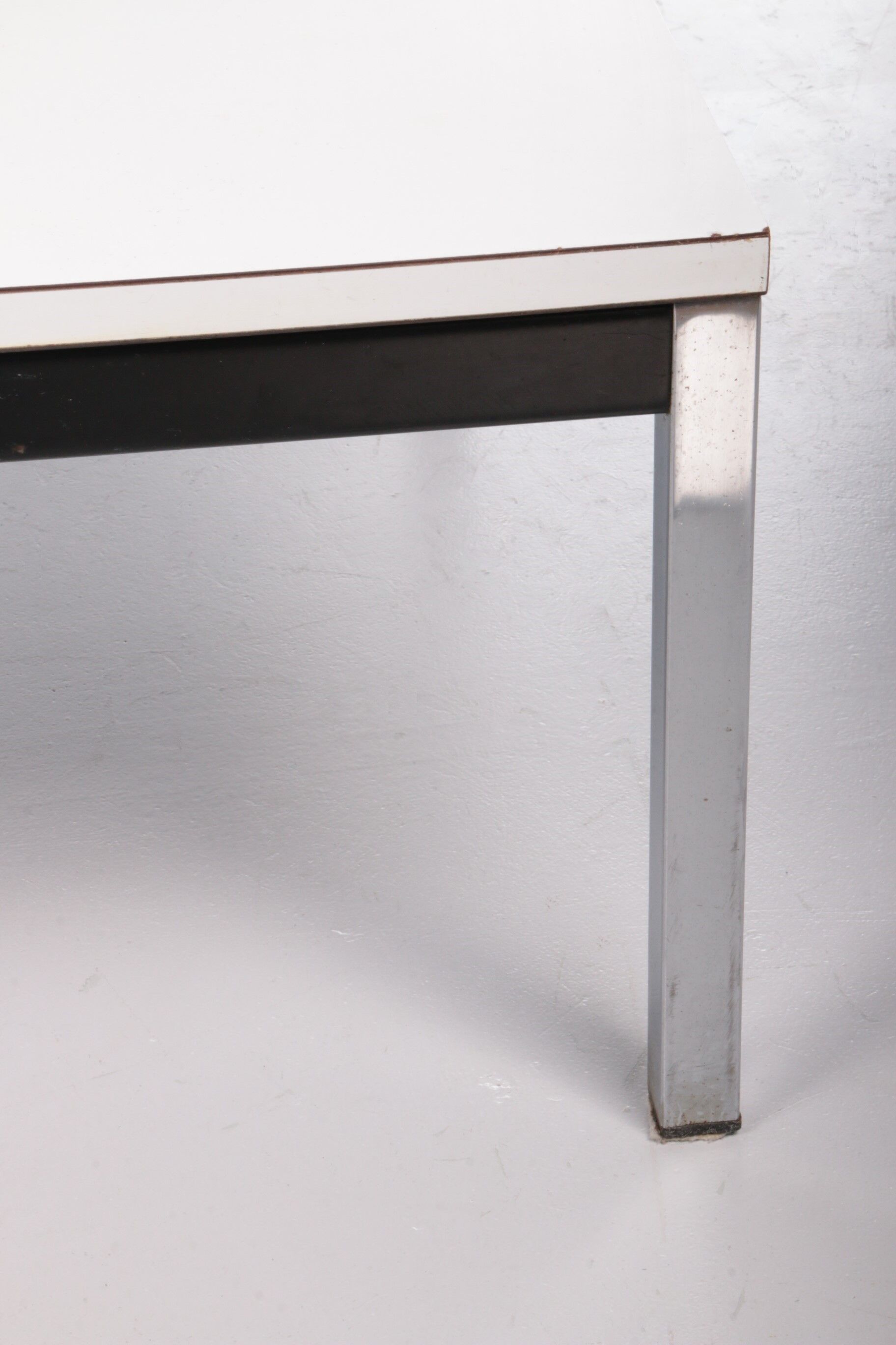 Martin Visser coffee table model TZ 56 7K made by 't Spectrum