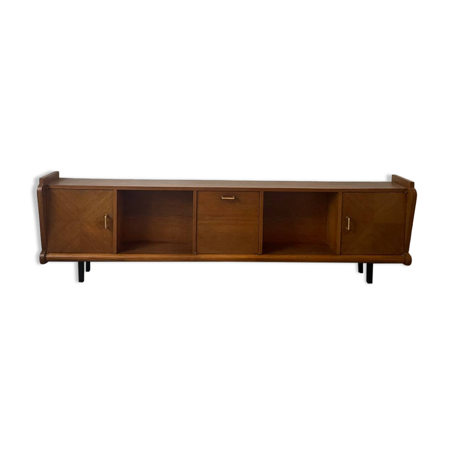 Vintage low oak sideboard (shallow)