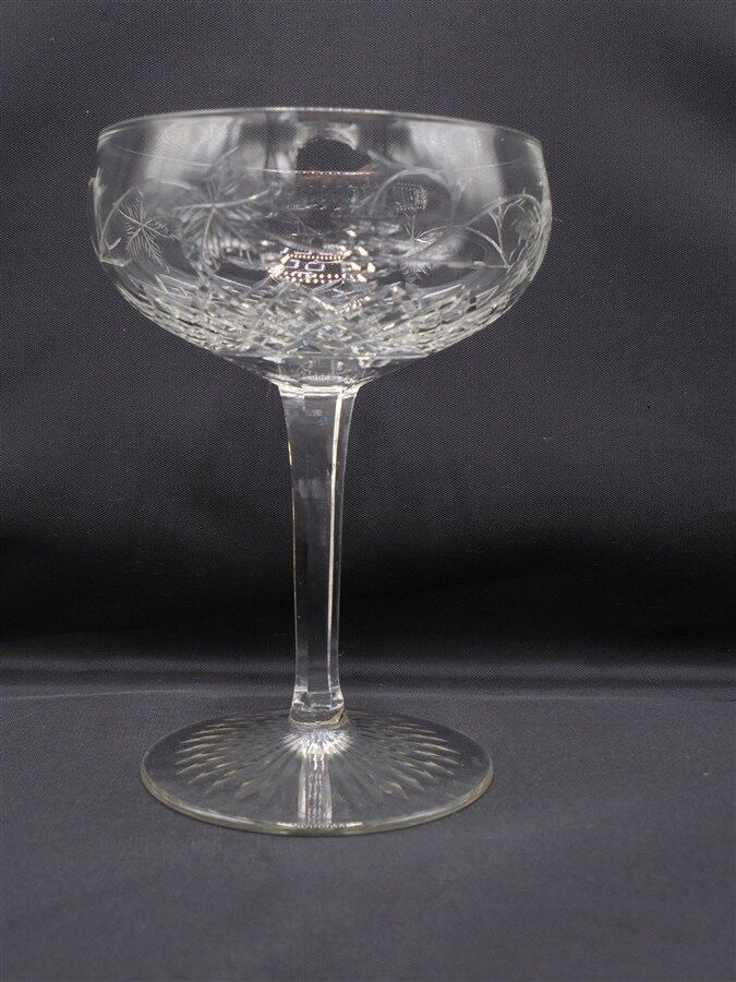 Set of 6 champagne cups mismatched