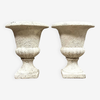 Pair of large Medici vases in reconstituted stone, early 20th century