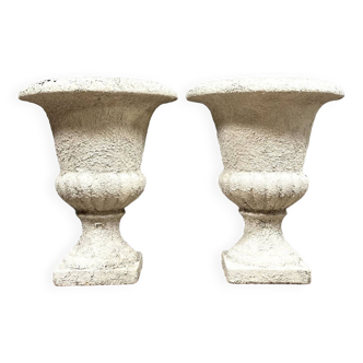 Pair of large Medici vases in reconstituted stone, early 20th century