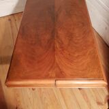 Convertible coffee table.