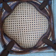 Bar stool