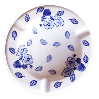 Chinese porcelain ashtray