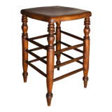 Tabouret en bois massif tourné