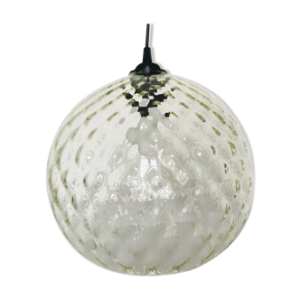 Chiseled glass suspension