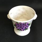 Ceramic pot holder carries purple plant Ljung Rosa suede