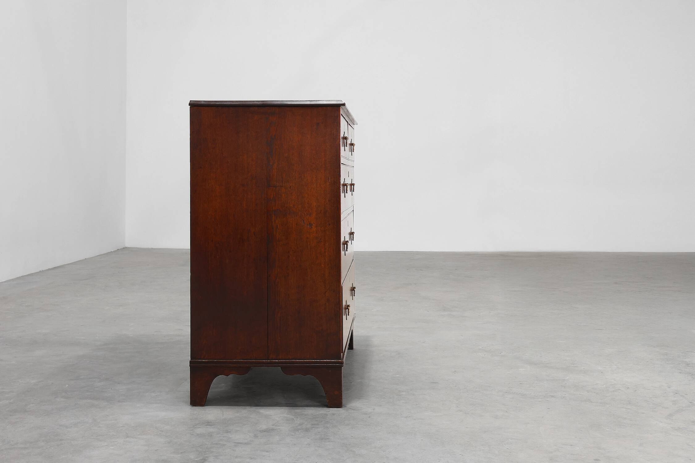 19th Century Georgian Chest of Drawers, United Kingdom