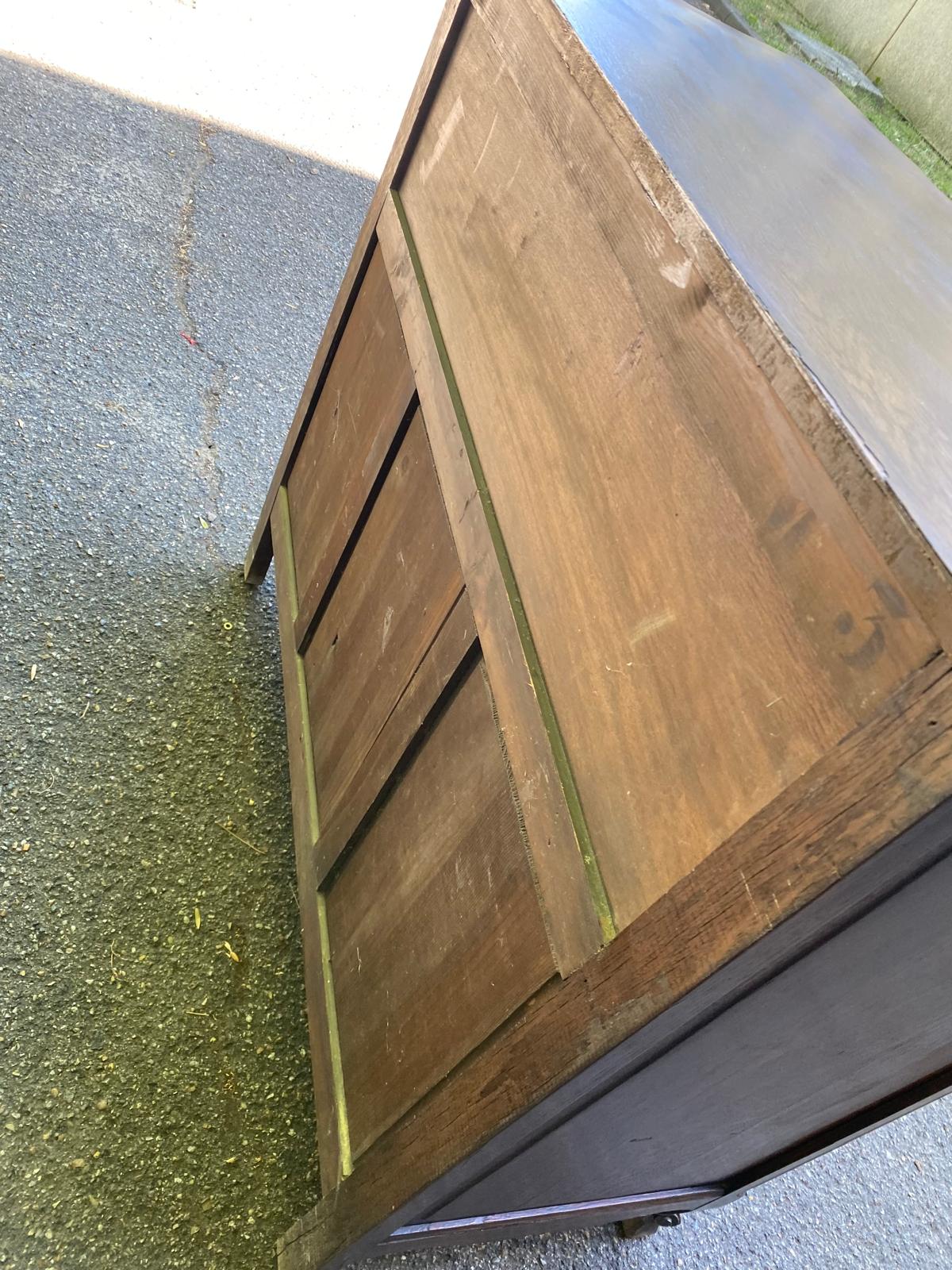 Louis XV buffet in dark oak from the 1930s.