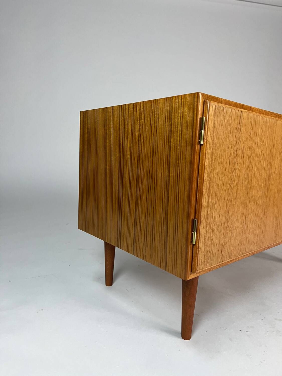 Danish teak lowboard chest of drawers TV HiFi sideboard vintage 70s
