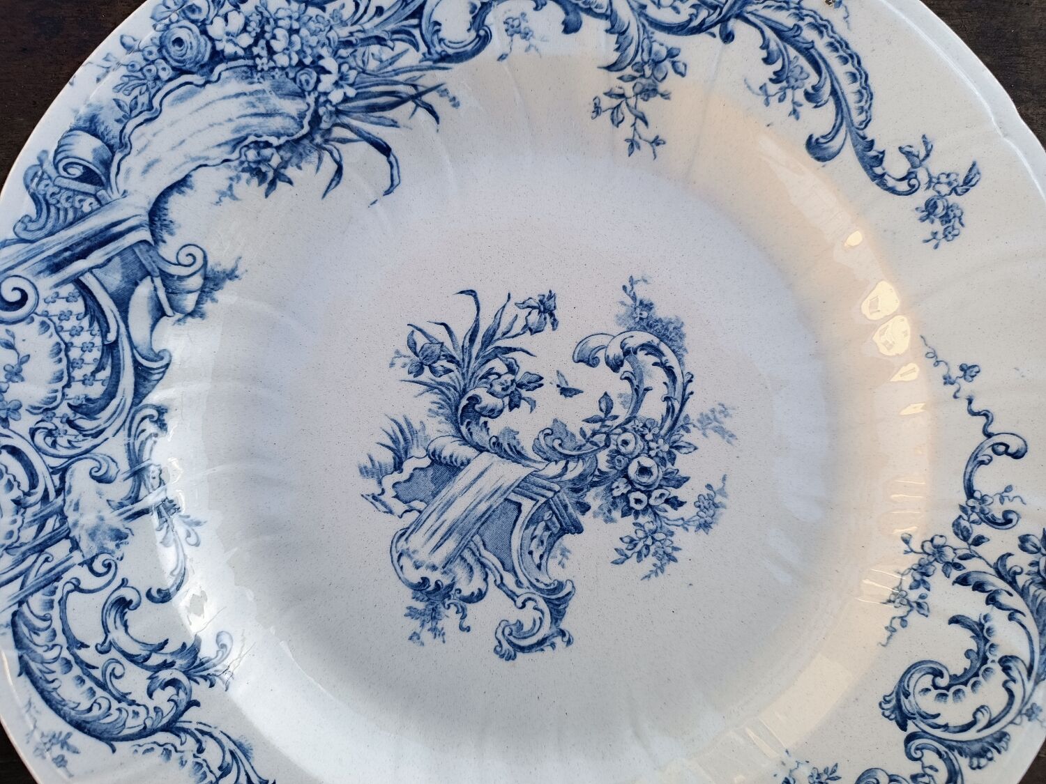 Earthenware plates iron Gien Baroque model