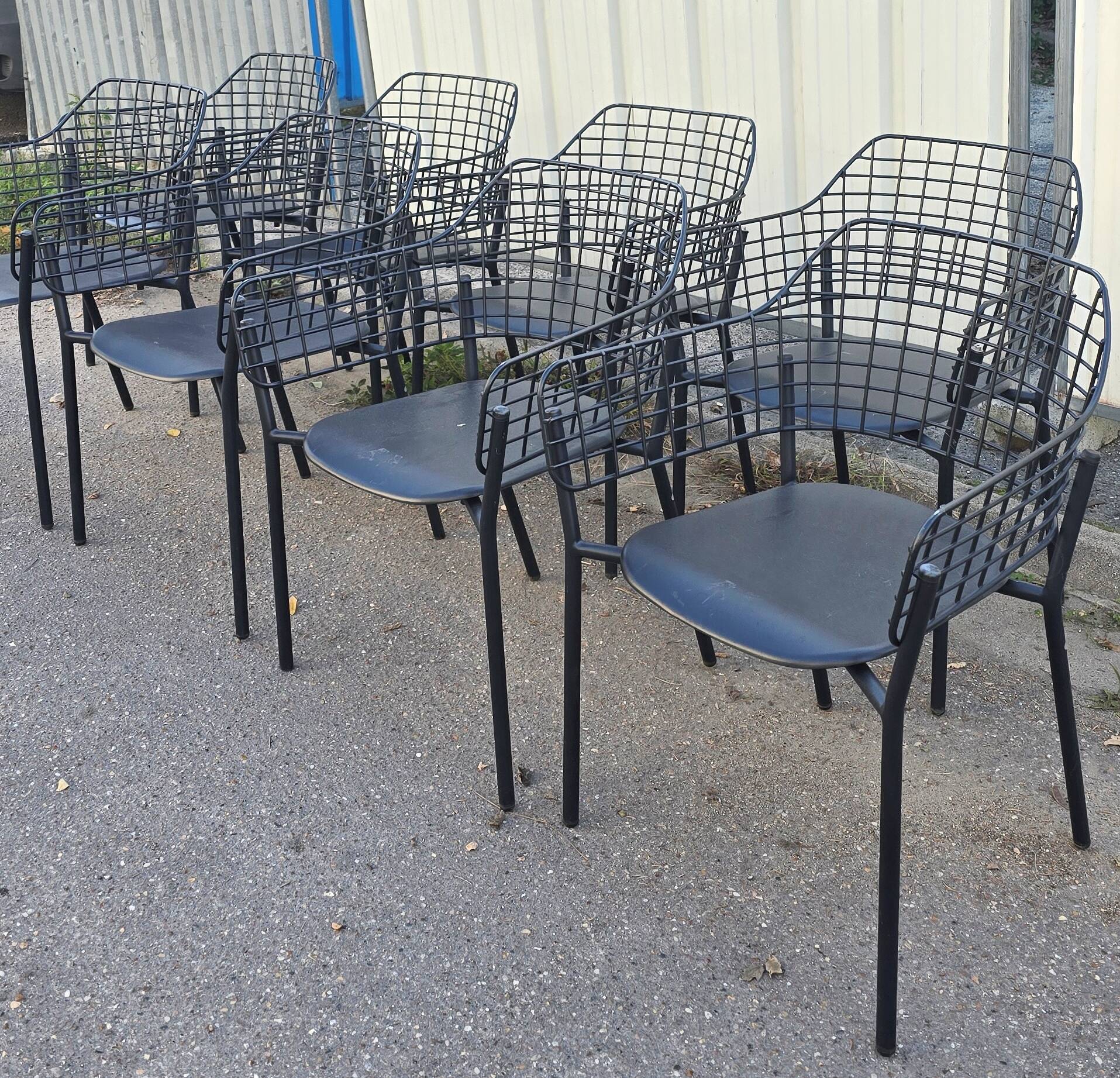 Set of 8 lyze chairs, emu