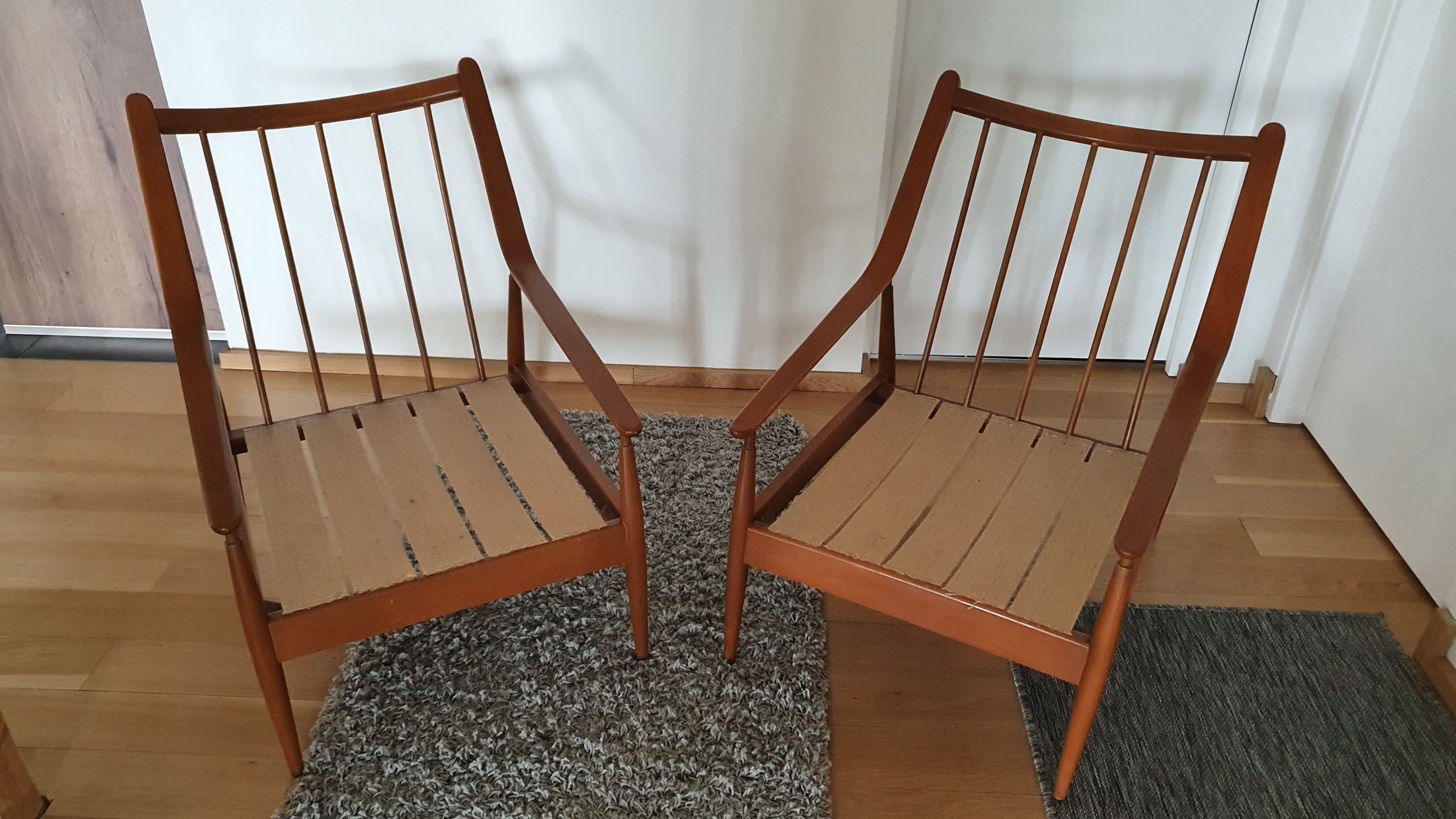 Paire de fauteuils scandinaves années 50-60
