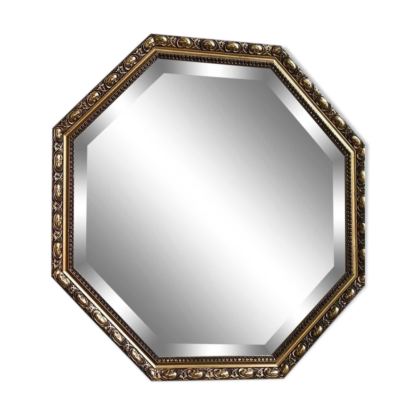 Octagonal mirror