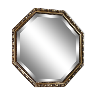 Octagonal mirror