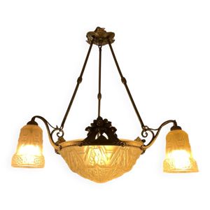 Lustrer en patte de verre