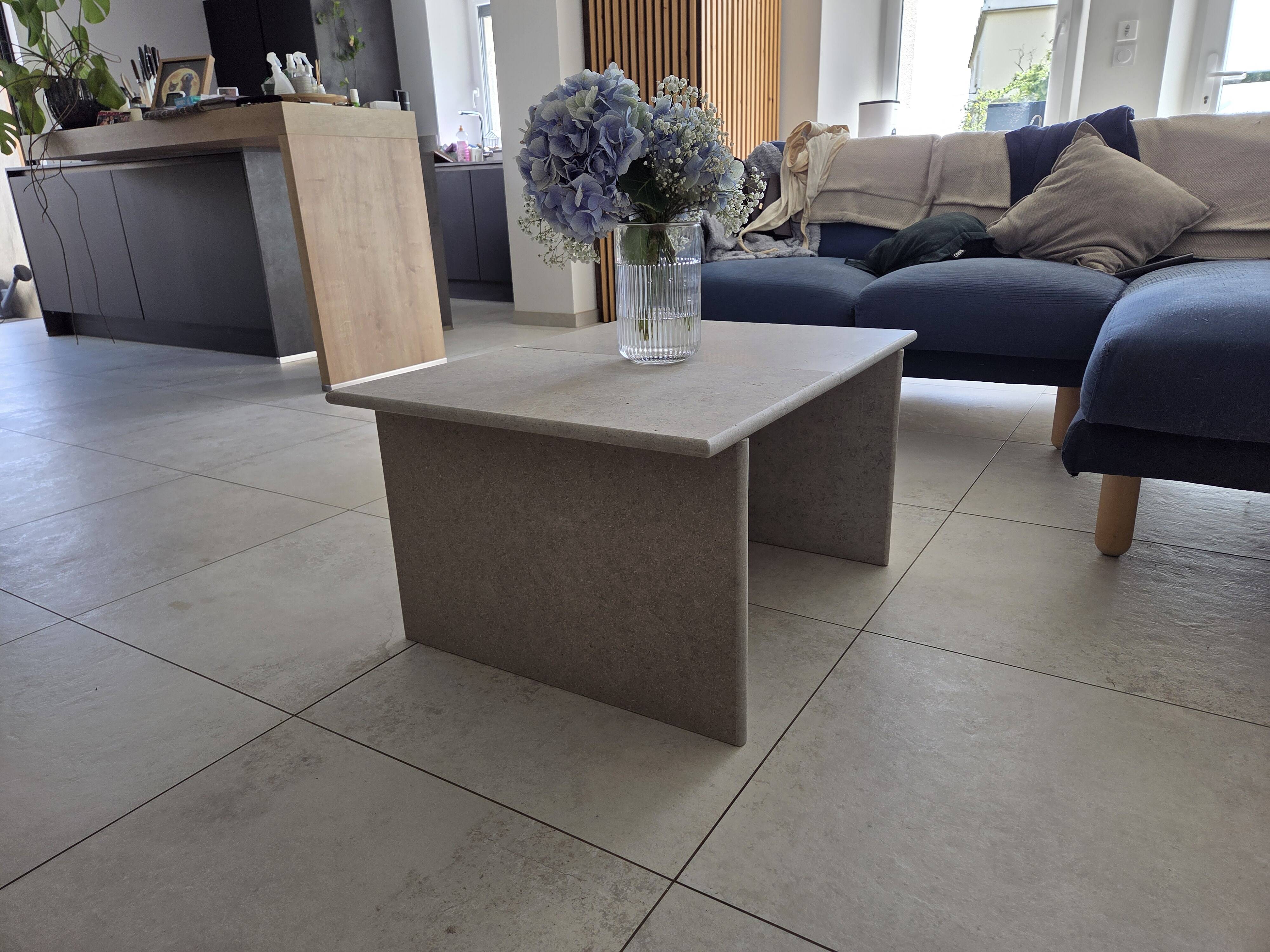 Table basse en pierre