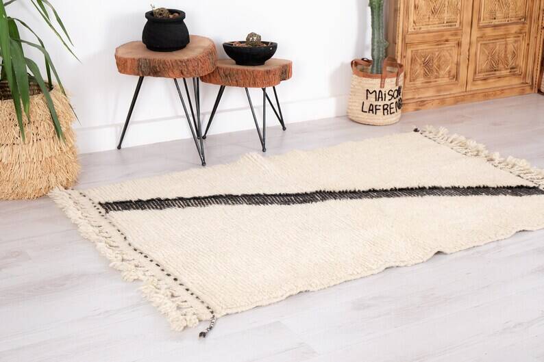 Handmade Beni Ouraine rug, size 150 x 250 cm