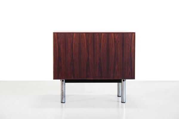 Meuble pour platine vinyle en bois de rose au design danois