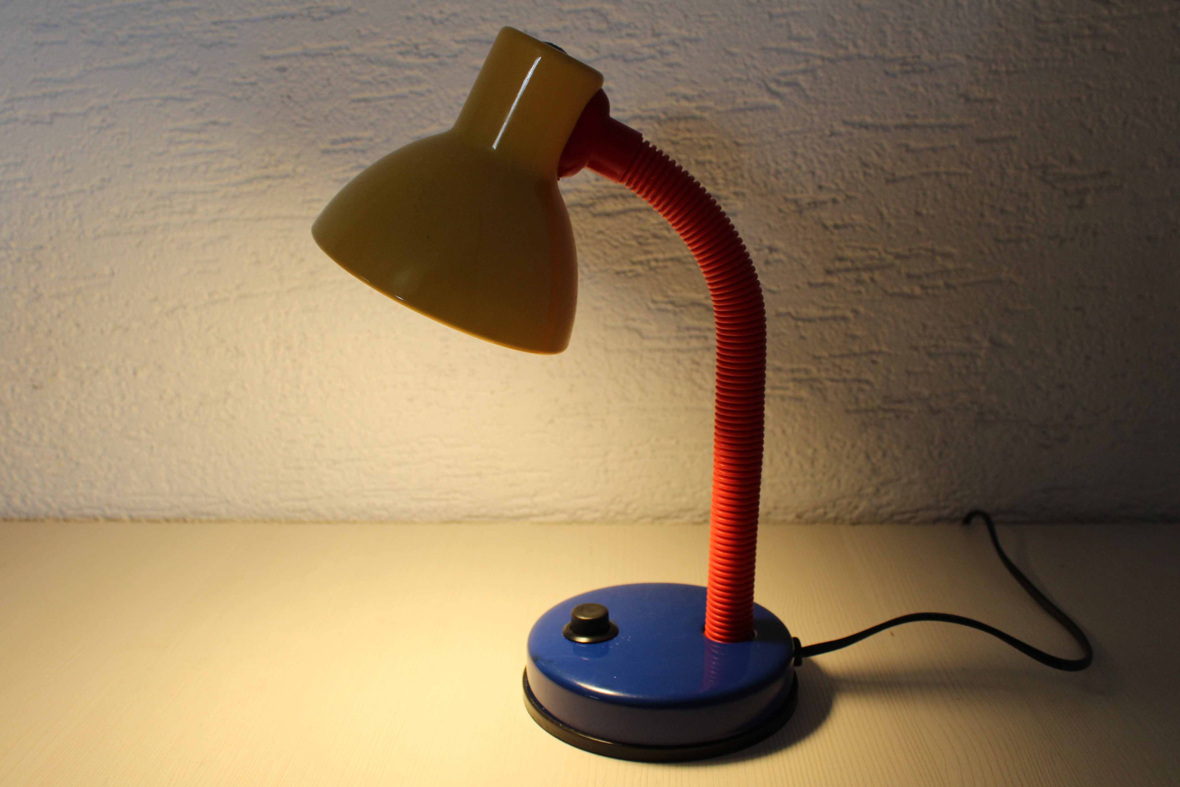 80s Memphis style desk lamp