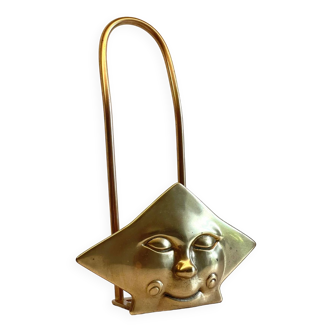 Display star shape mail holder in vintage brass