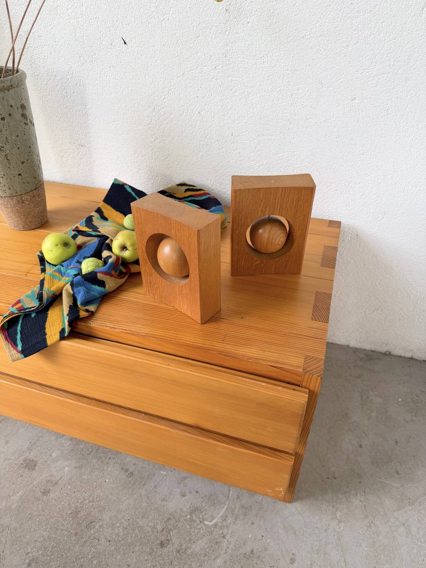 Constructivist wooden bookends