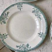 Lot de 4 assiettes plates Terre de Fer Saint-Amand XIXème