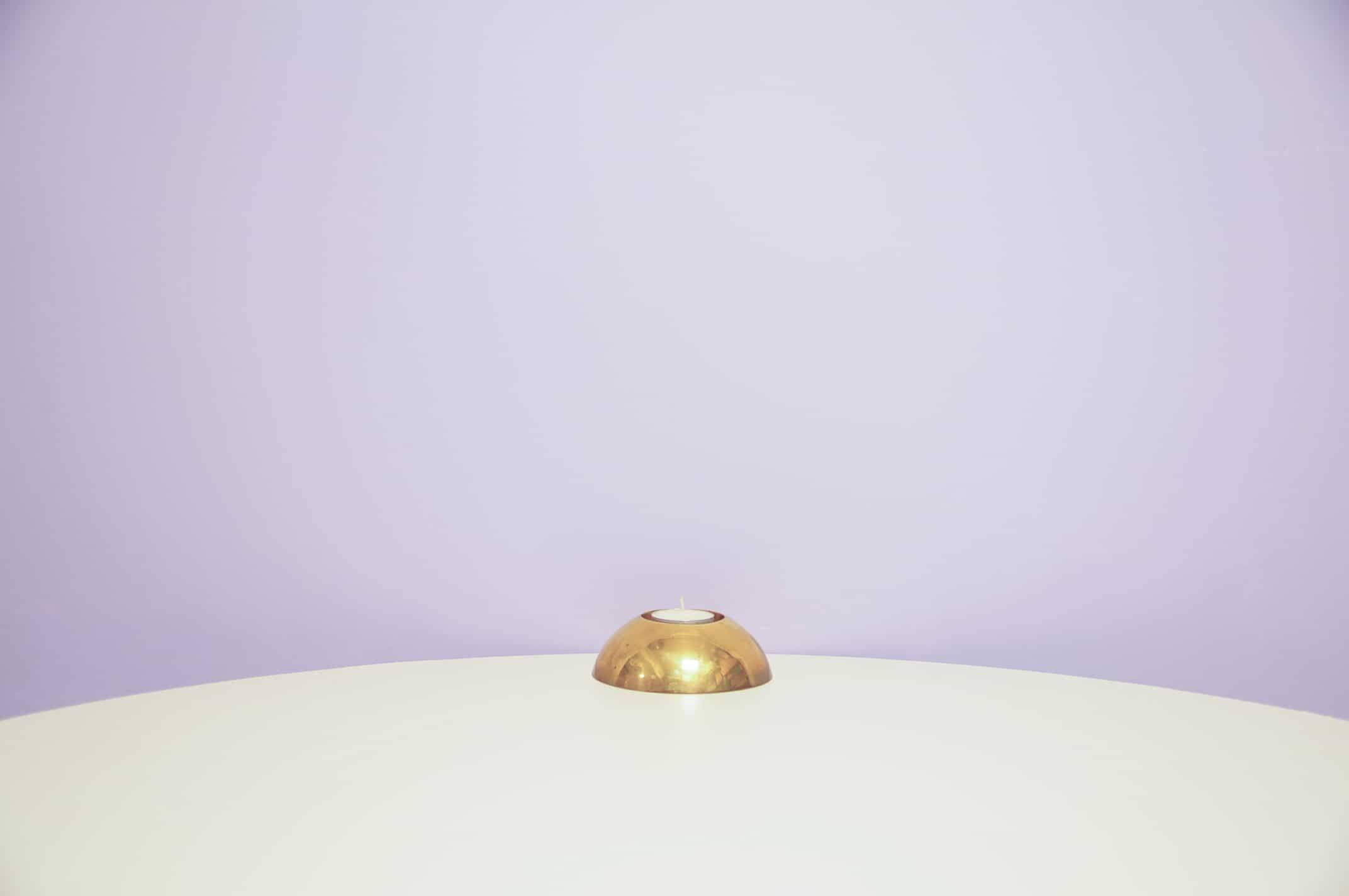 Bronze tealight candle holder