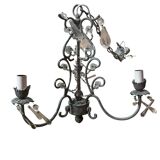 Three-branch chandelier with tassels