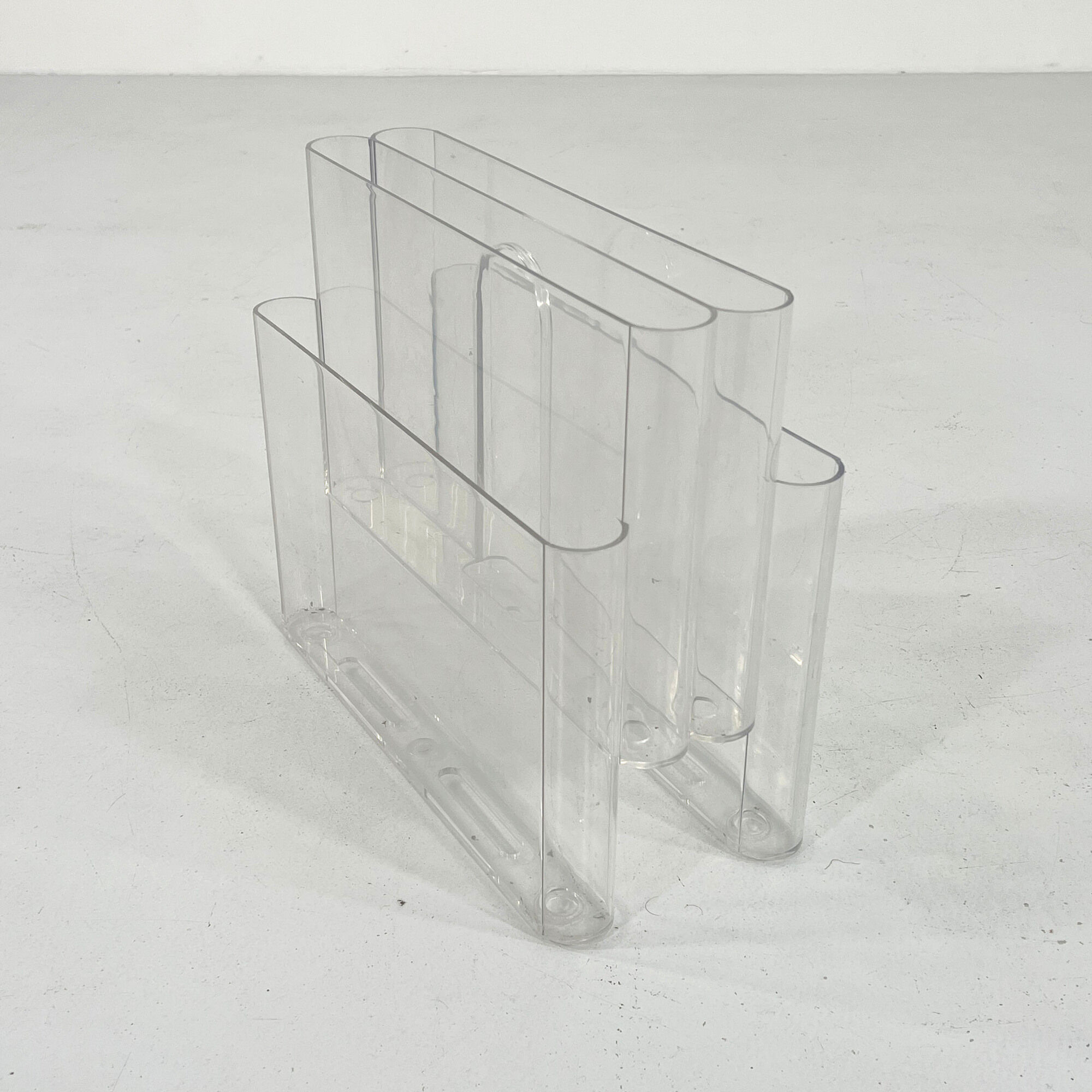 Transparent magazine holder by Giotto Stoppino for Kartell, 1970
