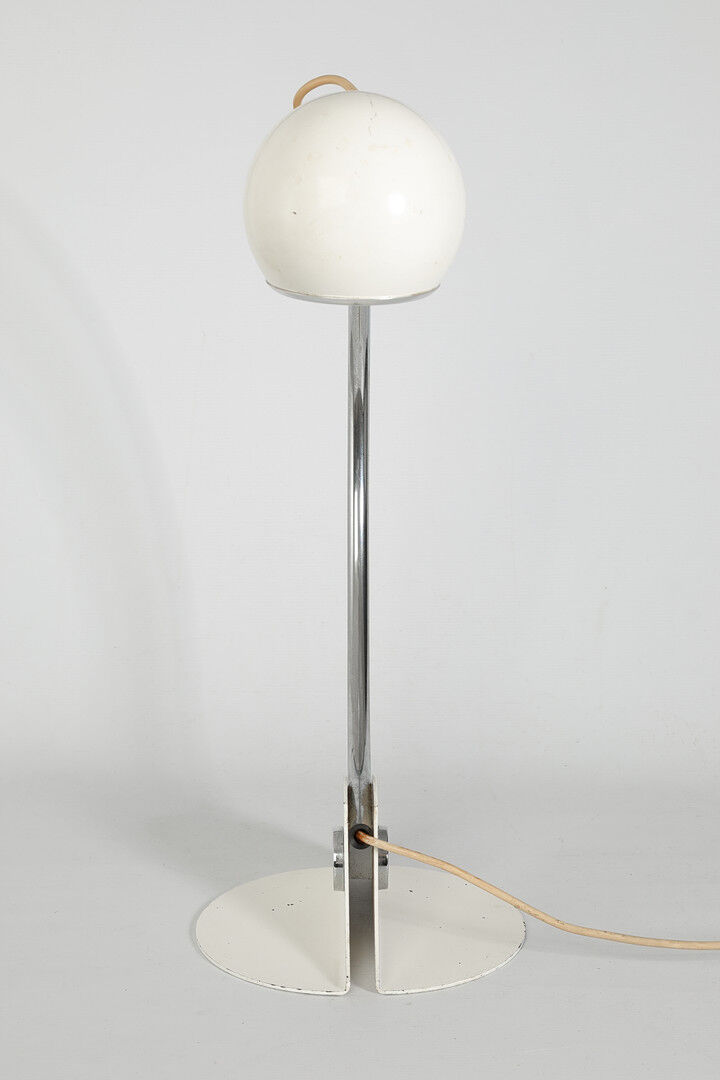 Lamp designed by luci cinisello - origin milan, italy - material: chromed metal painted white - height