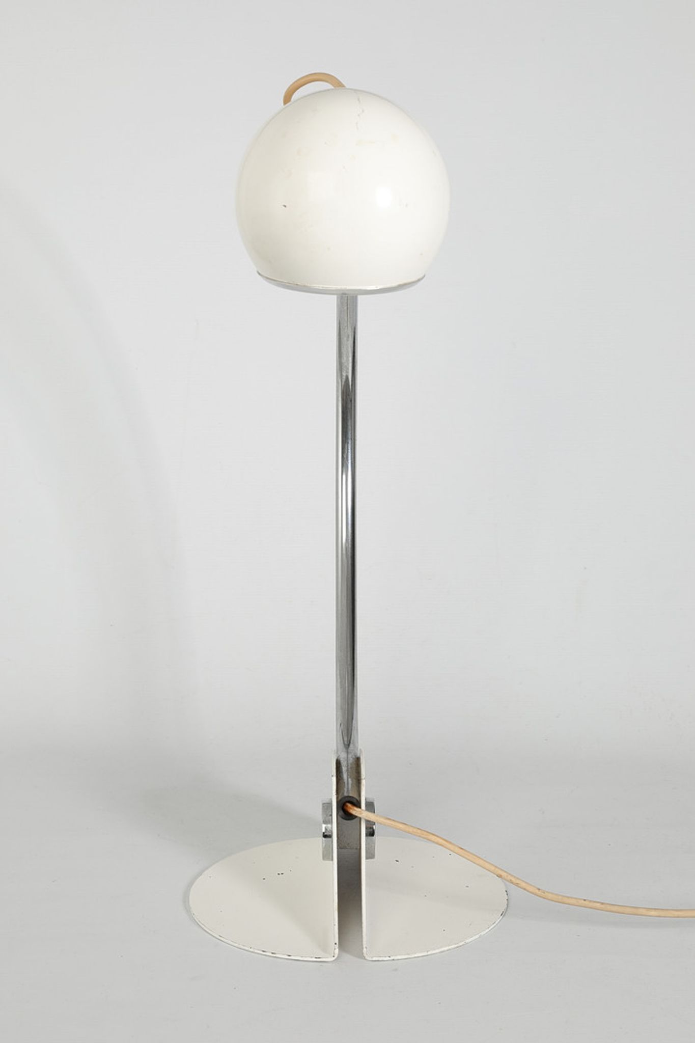 Lamp designed by luci cinisello - origin milan, italy - material: chromed metal painted white - height