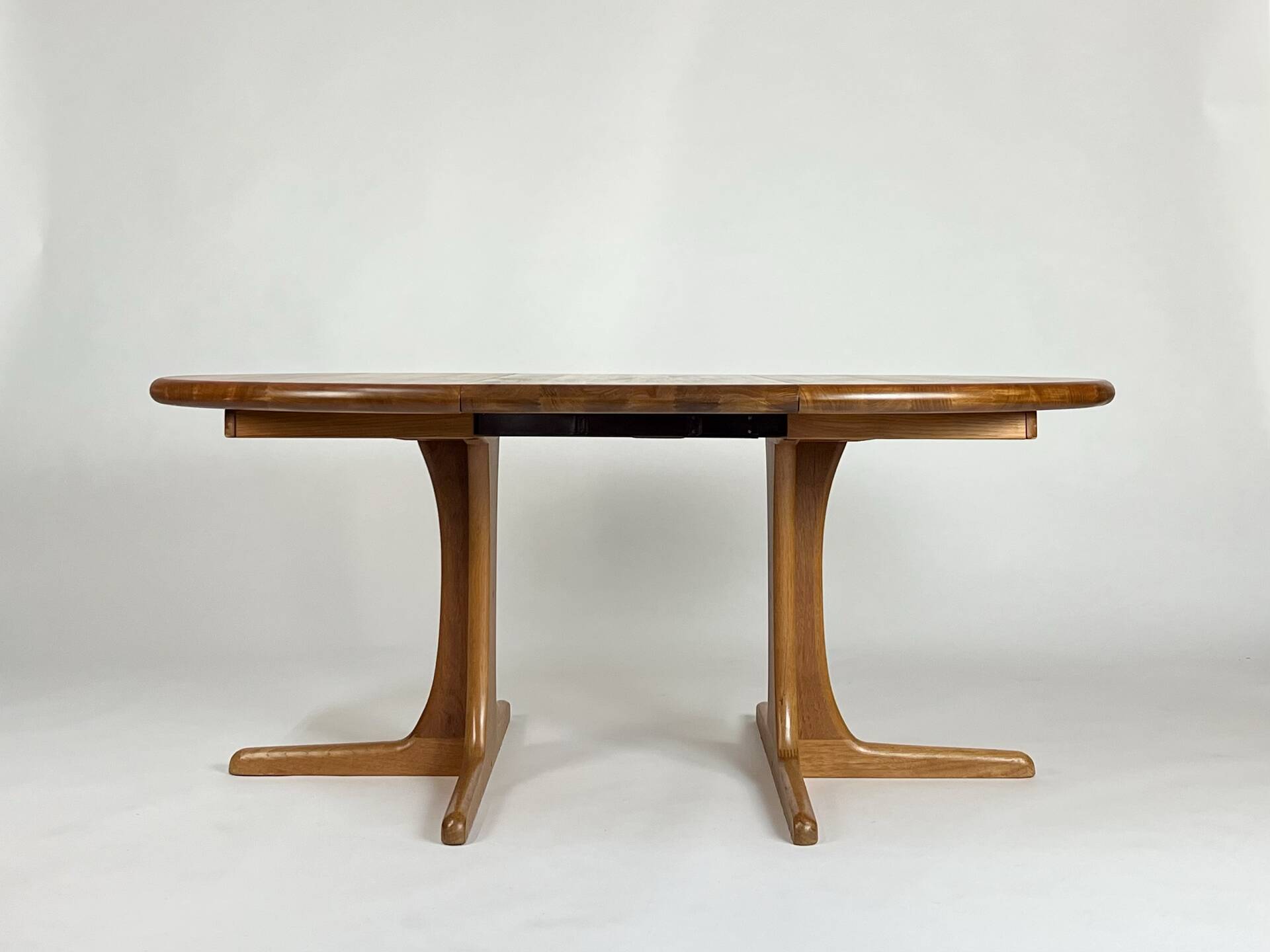 Vintage round teak dining table solid wood danish design 70s