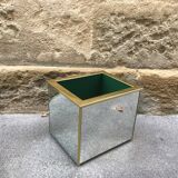 Cubic planter