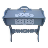 Worker sewing box 50s