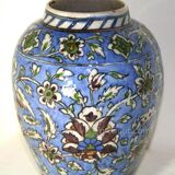 Ceramic vase iznic Turkey Ottoman art 19th