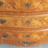 Curved rosewood commodity at the beginning of the century