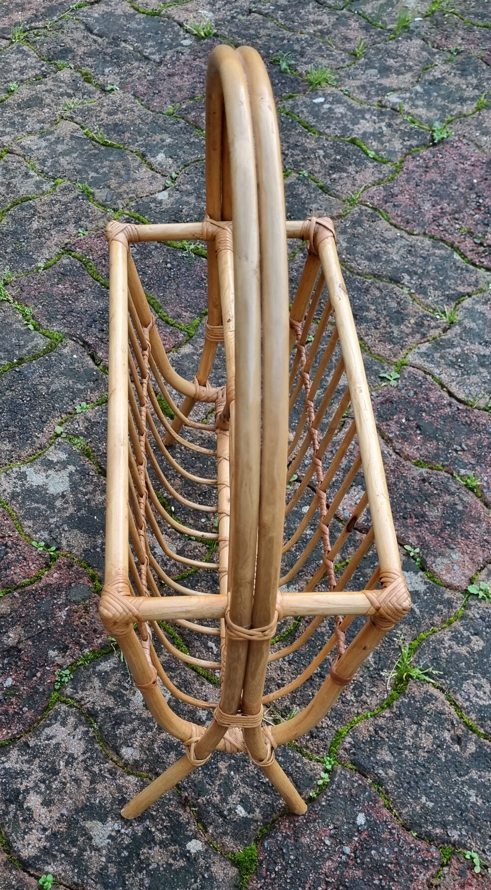 Magazine holder bamboo, vintage 60s