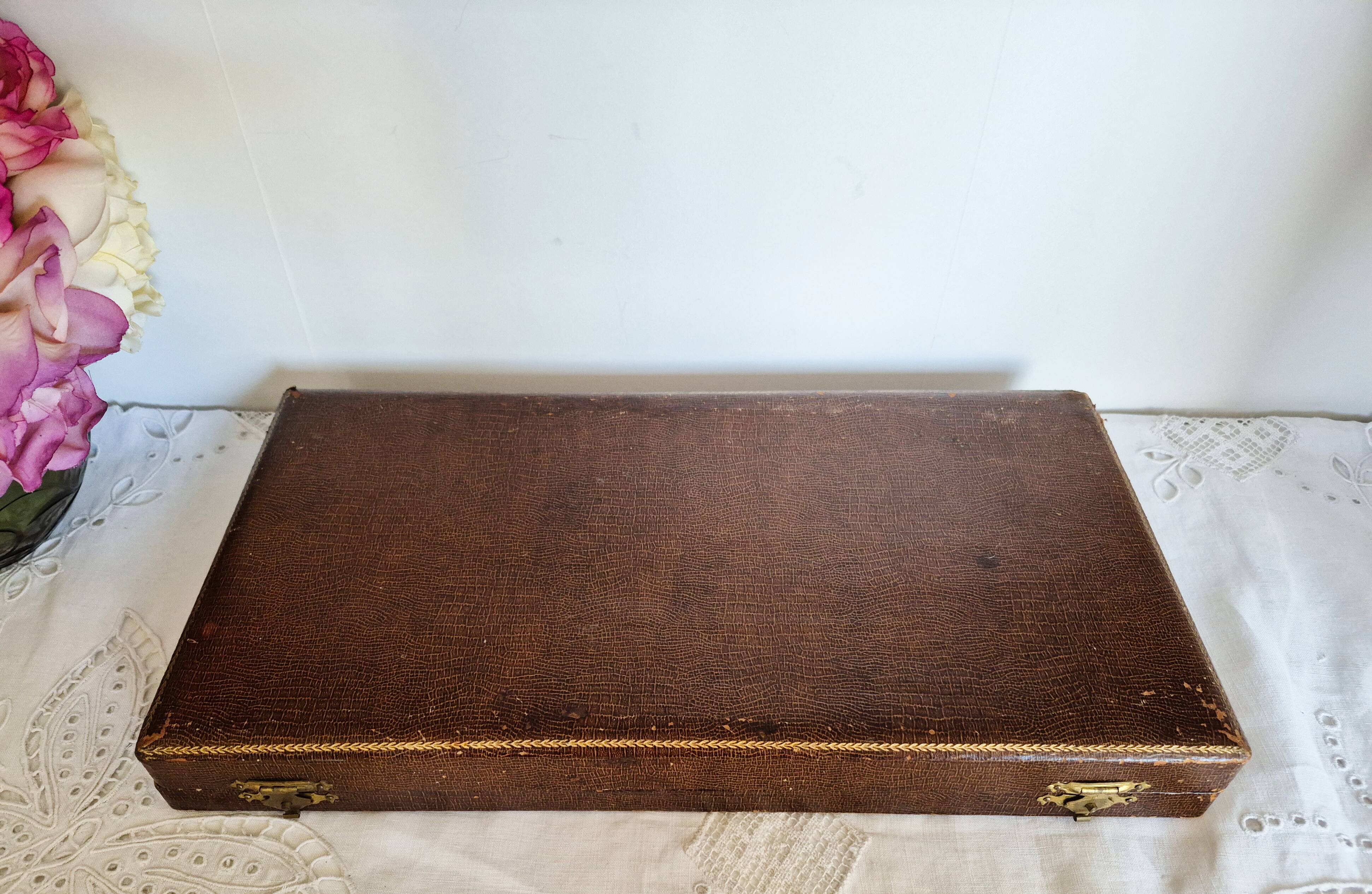 Dessert spoons, silver teaspoons, "white metal"