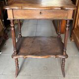 Couturière ancienne en bois