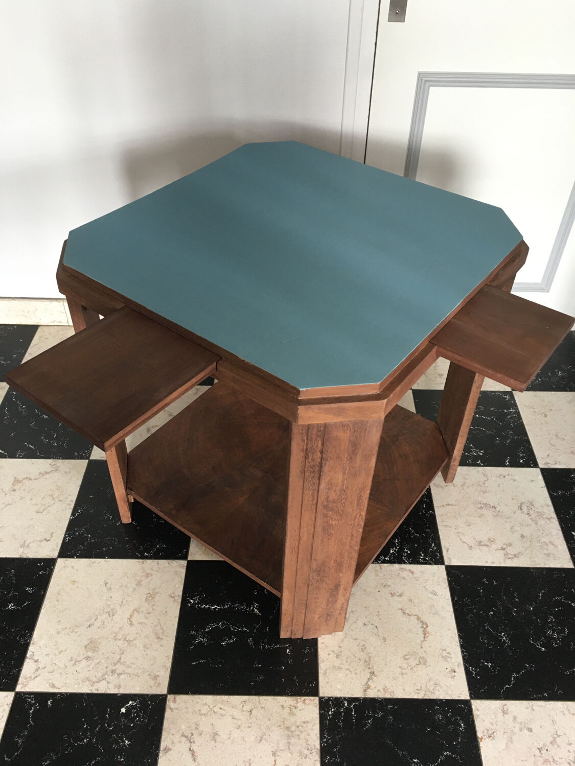 Art deco table