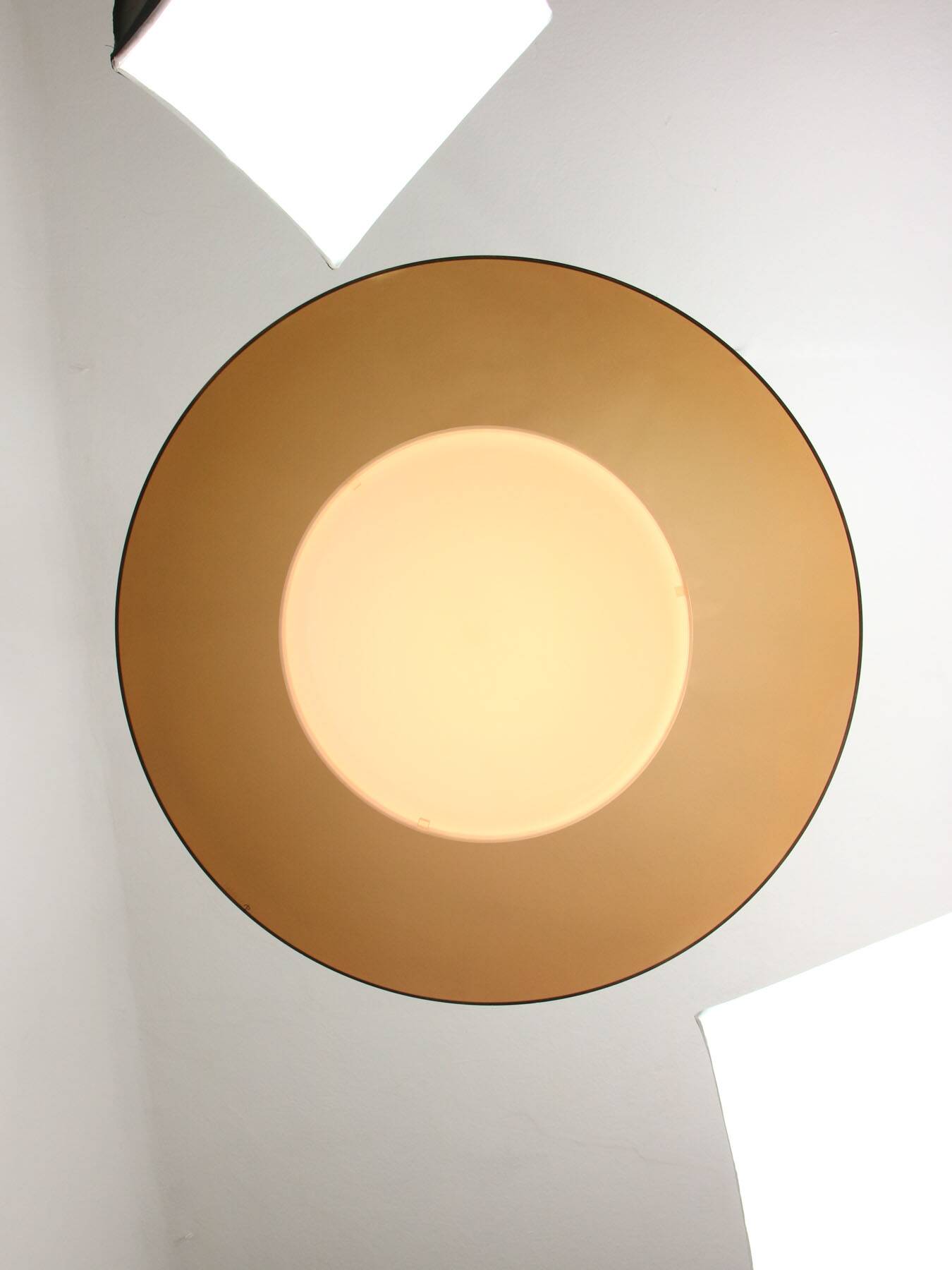 Lampe Space Age en forme d'ovni marron rare de Guzzini, années 1970