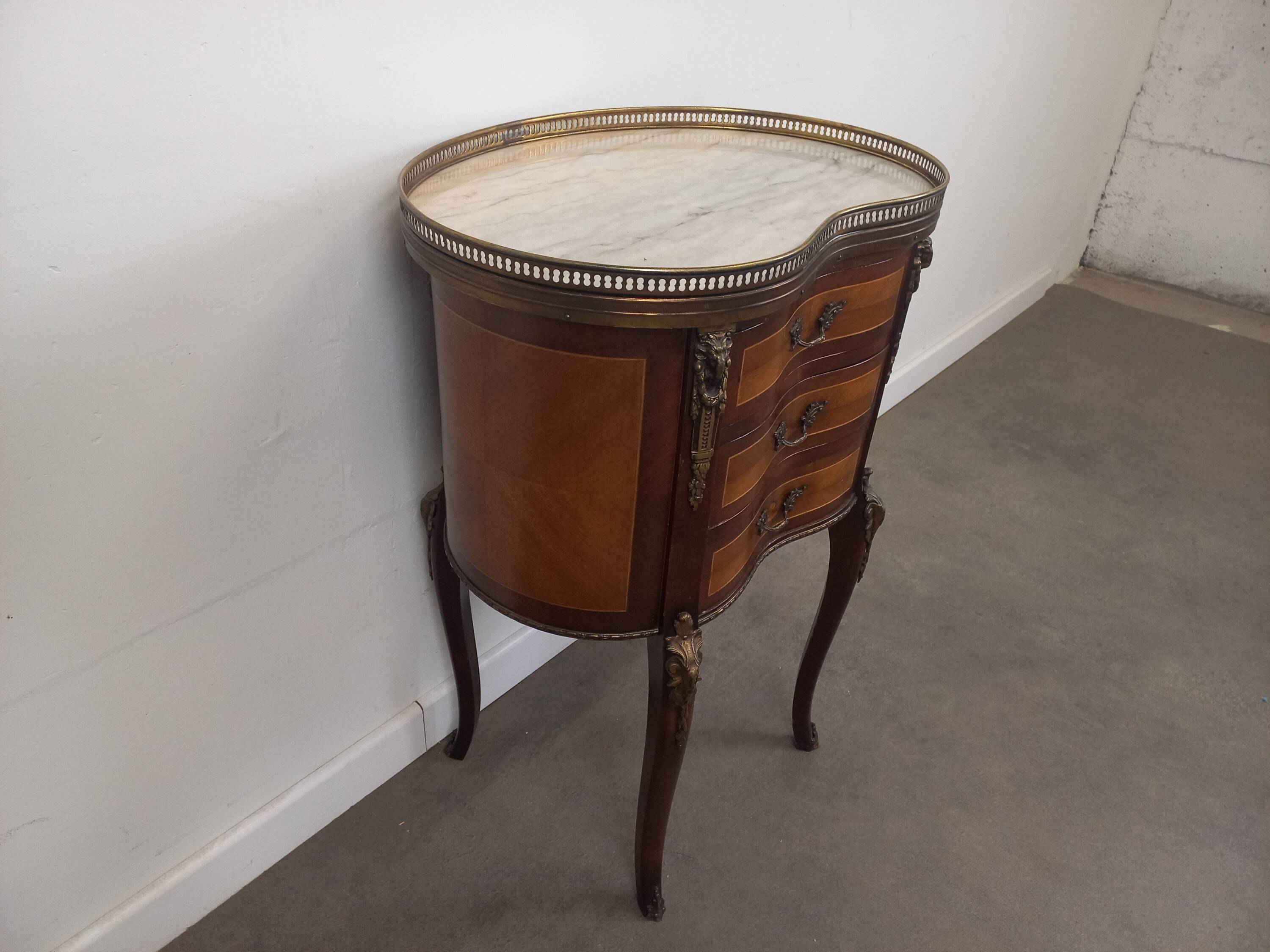 Small Louis XV style kidney chest of drawers