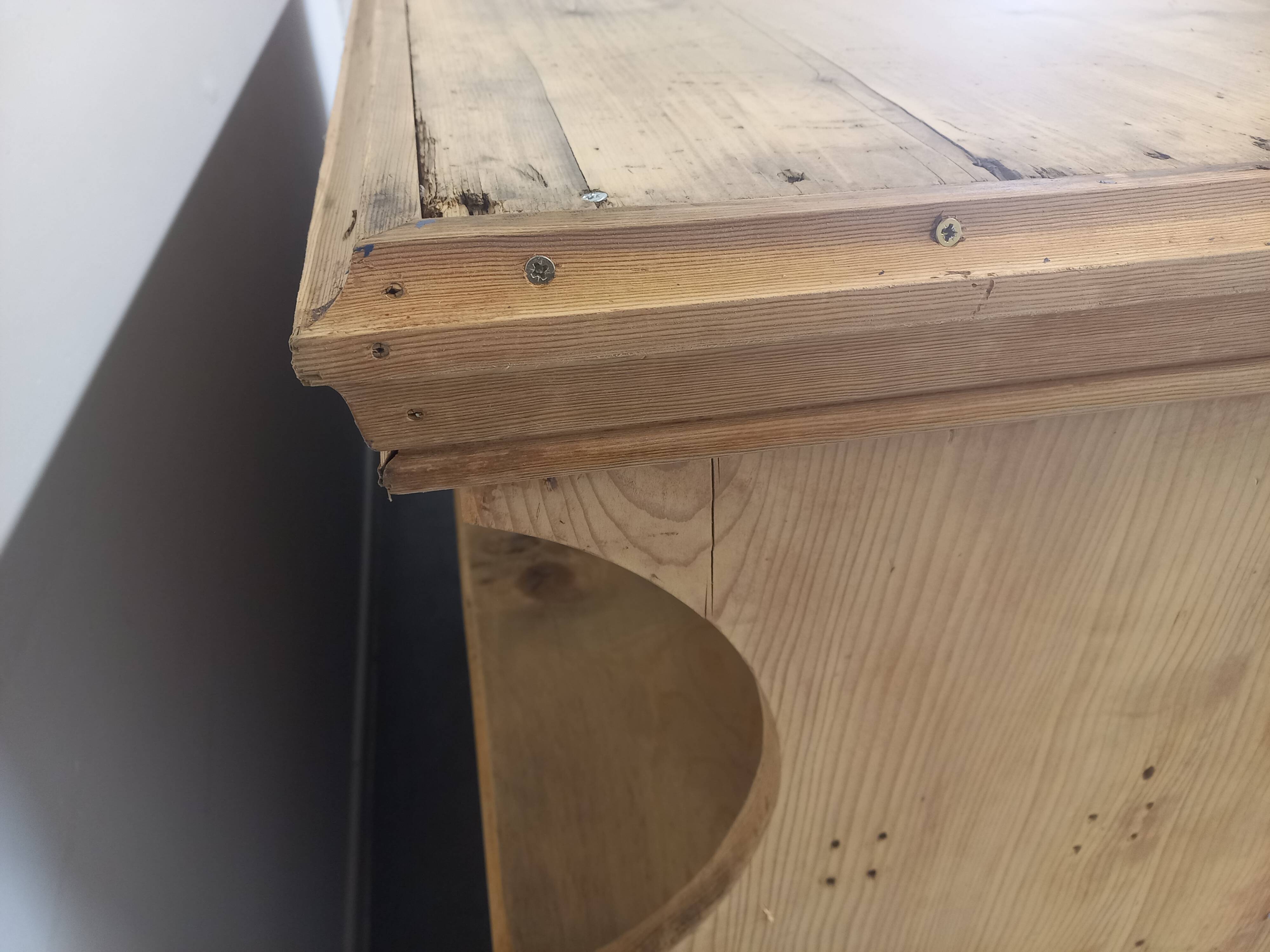 Large commercial shelf