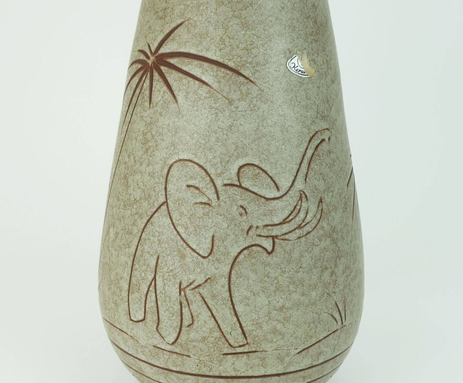 Early 1960s u-keramik mid century ceramic vase model no. 137/30 elephants and palmtrees decor