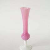 Single flower vase in opaline, pink with white feet, 1970.
