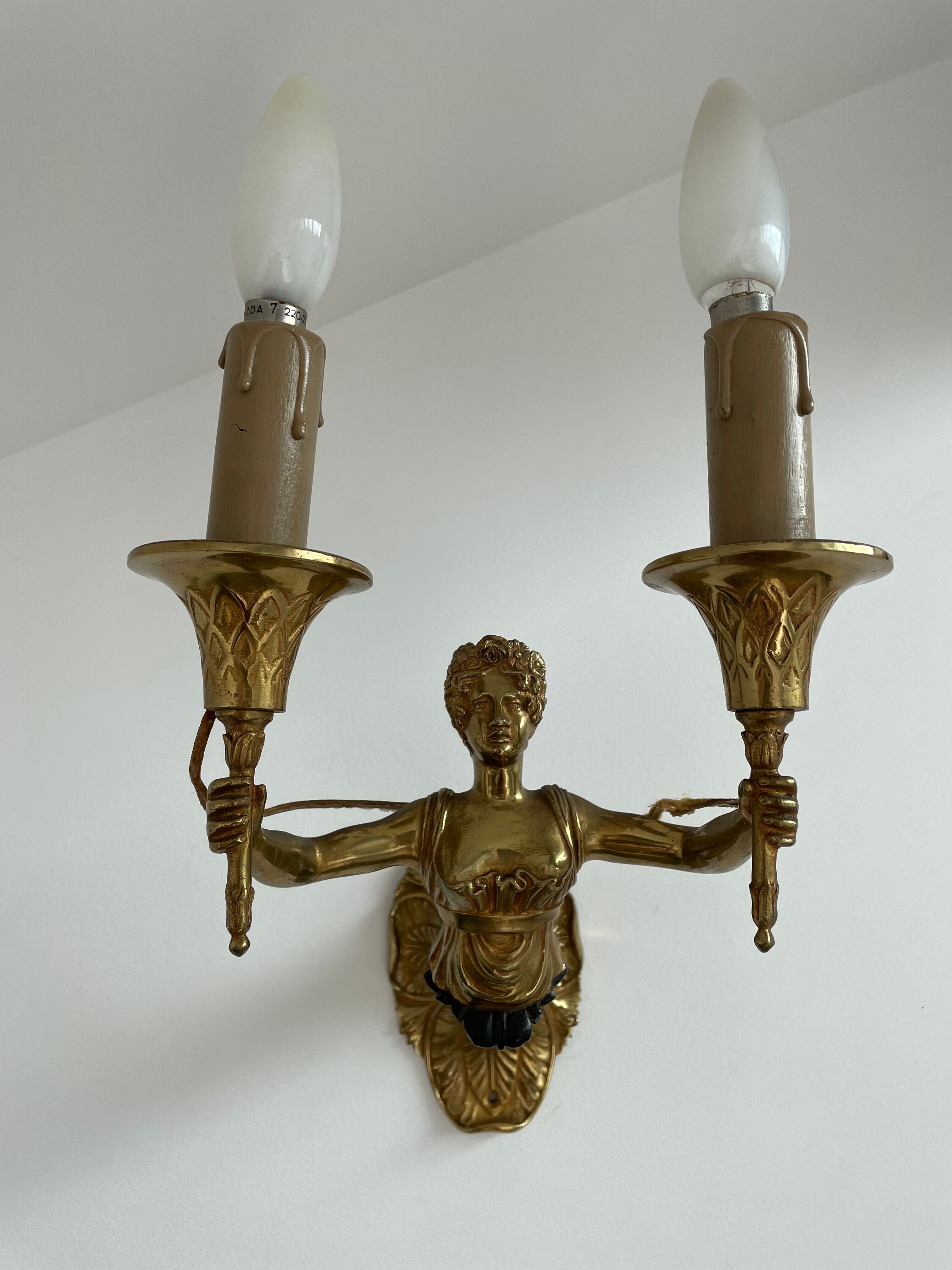 Wall lamp - patinated bronze - renowned décor - Empire style