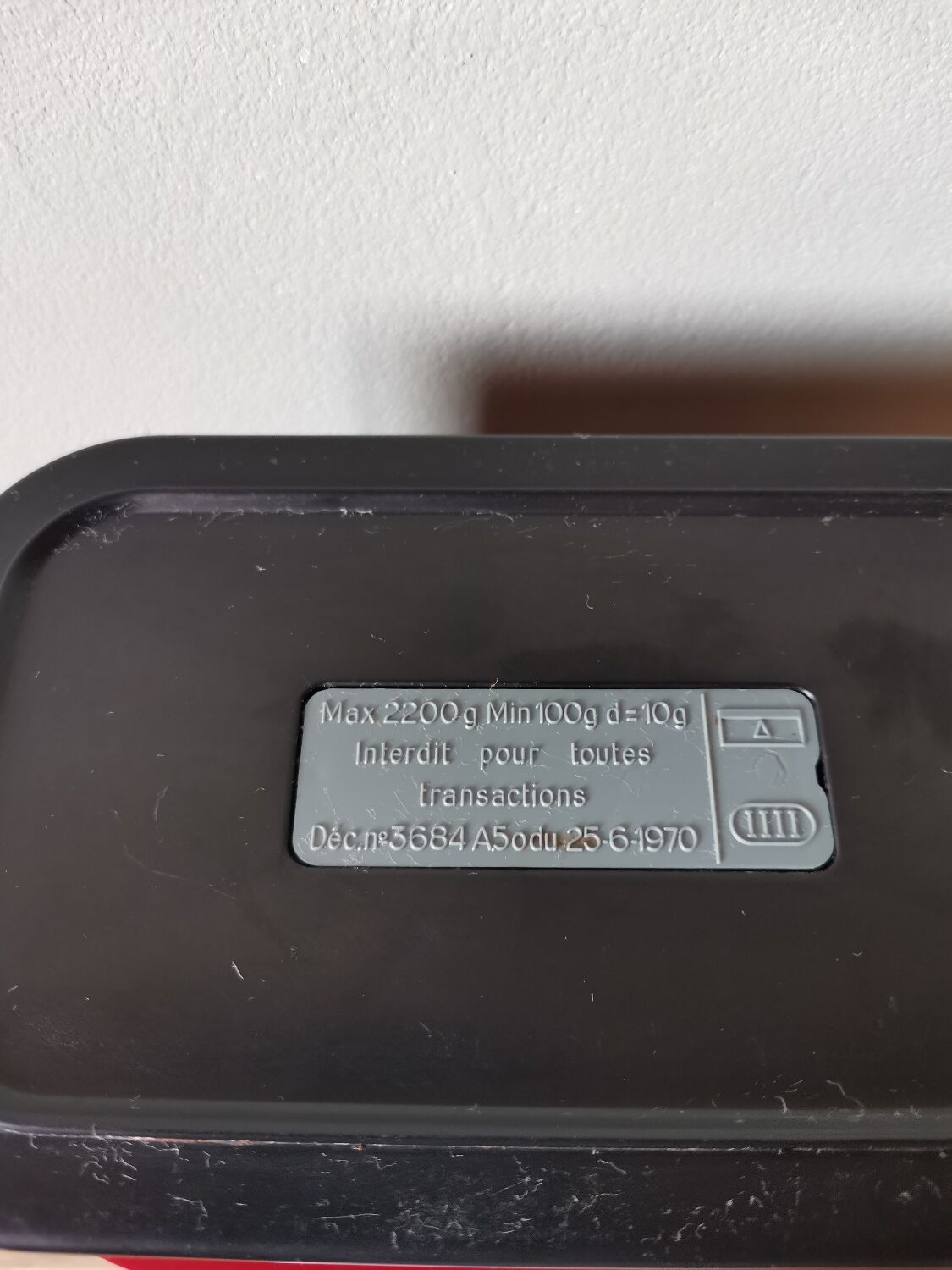 Vintage scale red terraillon 2000 made in france